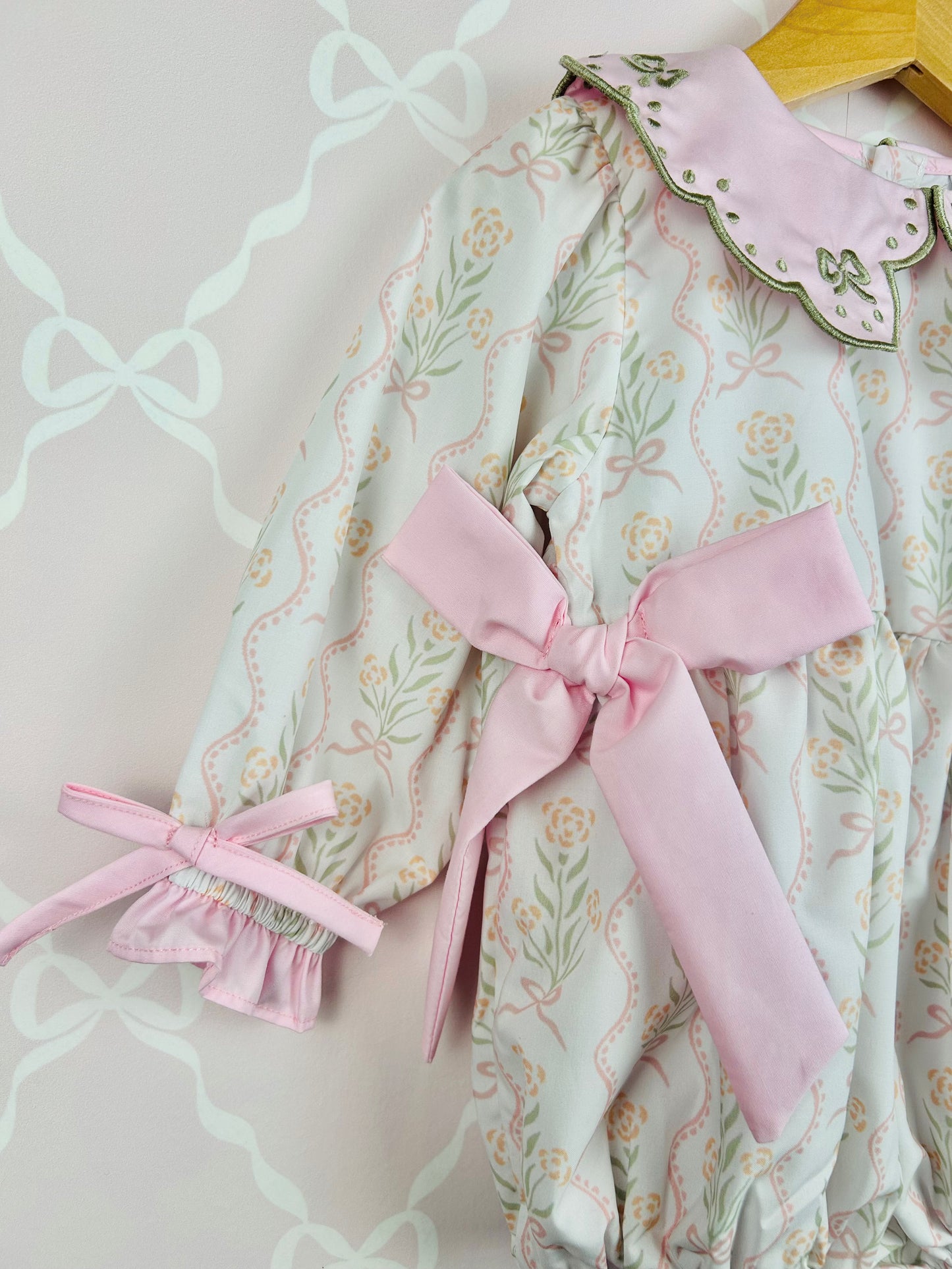 Pink Fall Floral Bubble