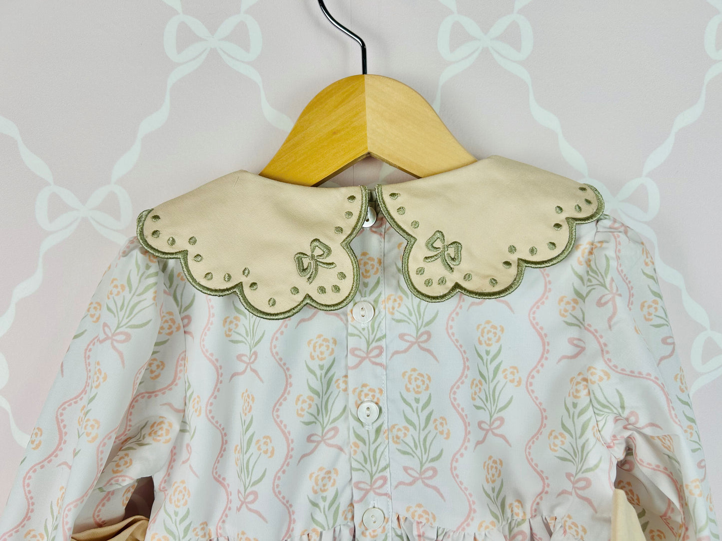 Green Fall Floral Bubble