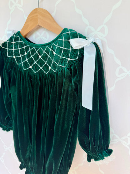 Green Velvet & Pearls Bubble