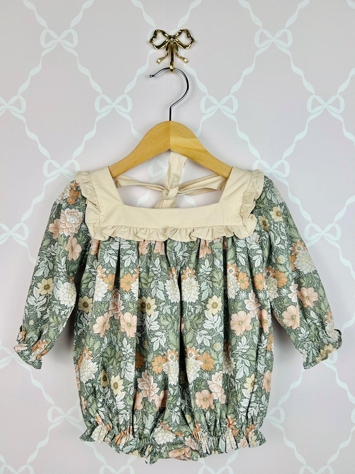 Sage Floral Bubble