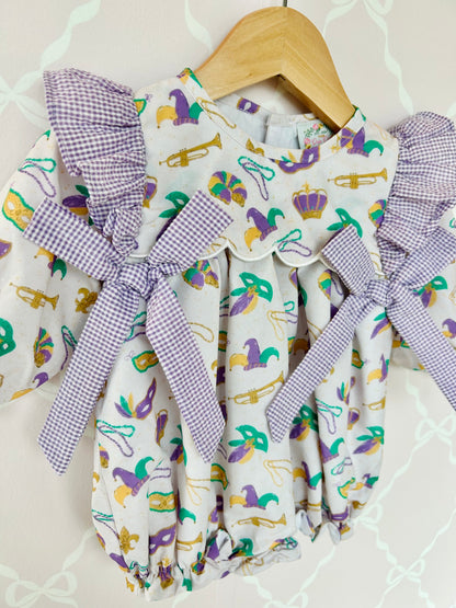 Mardi Gras Bow Bubble