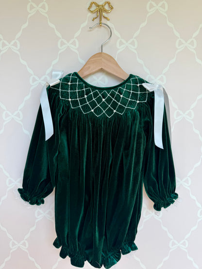 Green Velvet & Pearls Bubble