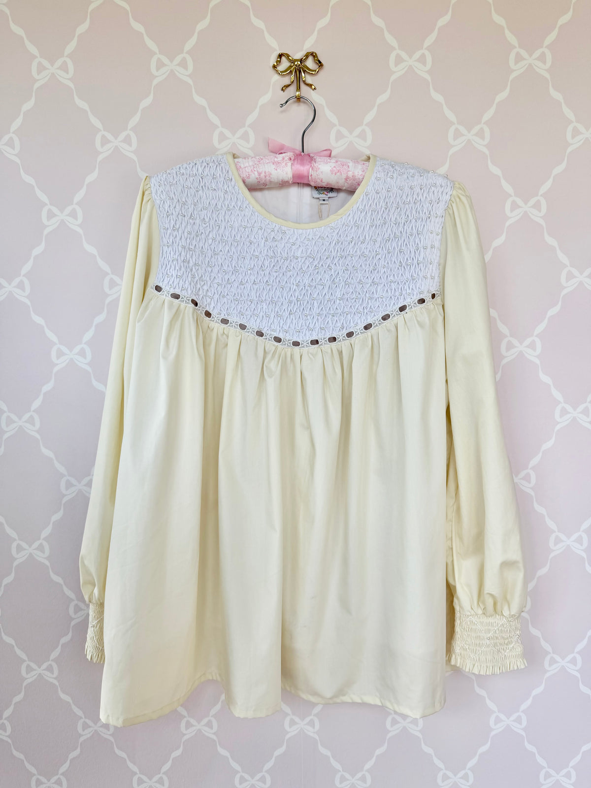 Honeycomb Heirloom Mom Shirt