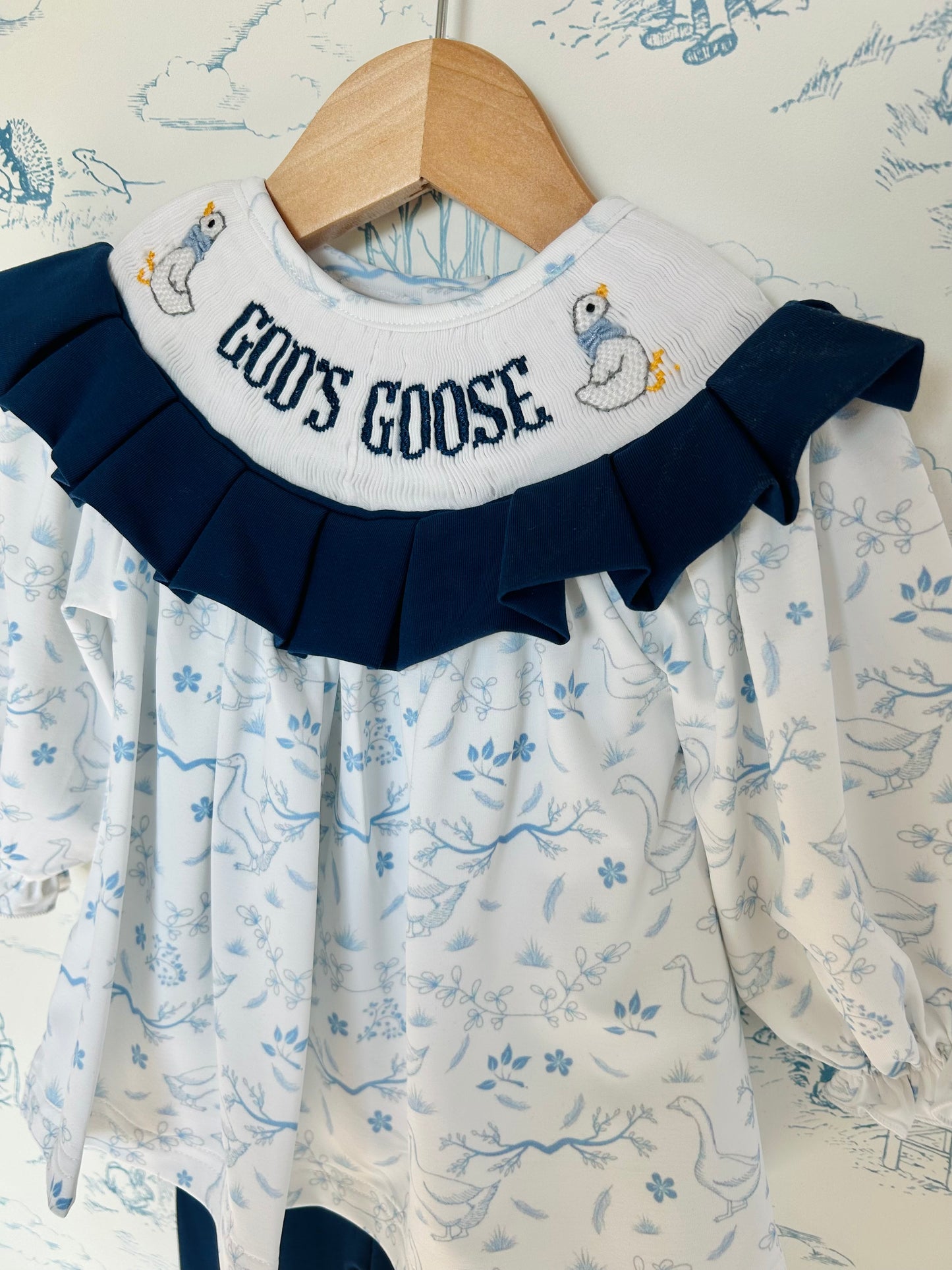 God's Goose Pants Set