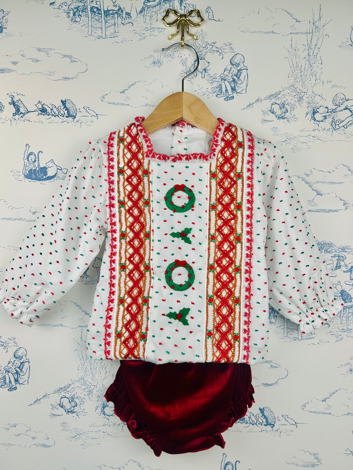 Wreath and Holly Bloomer Set