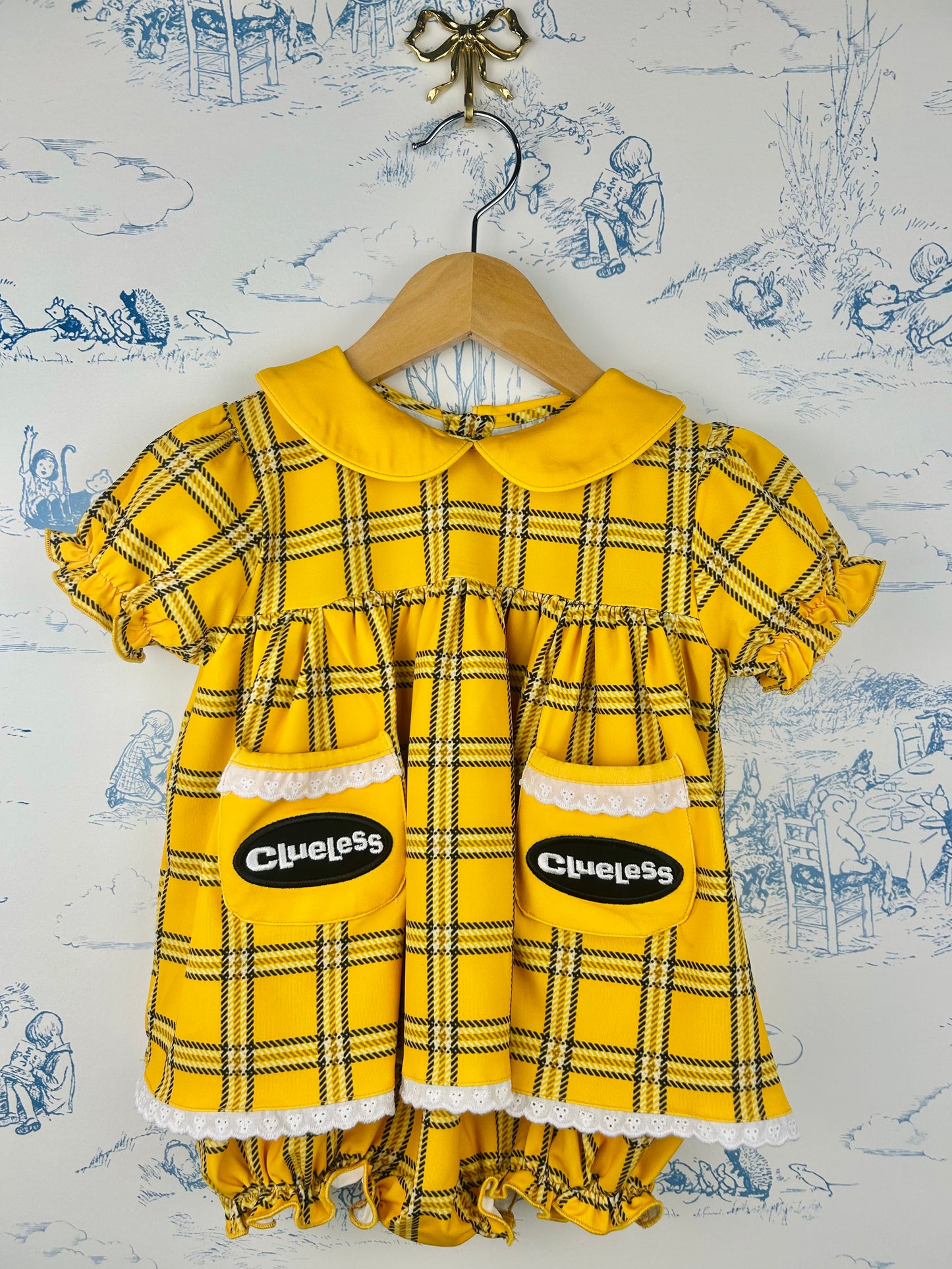 Clueless Skirted Bubble